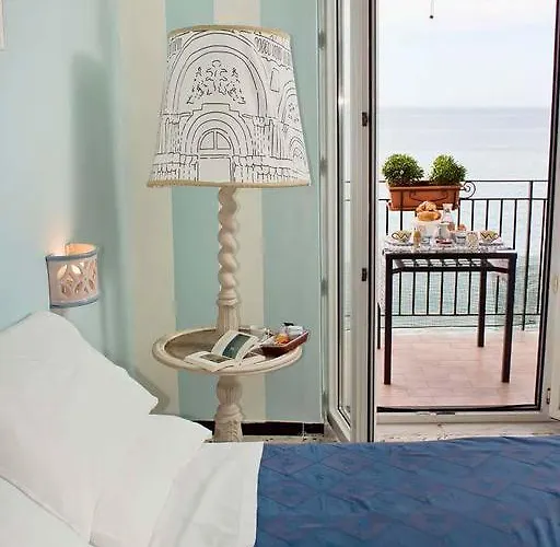 فندق مبيت وإفطار Fronte Del Mare