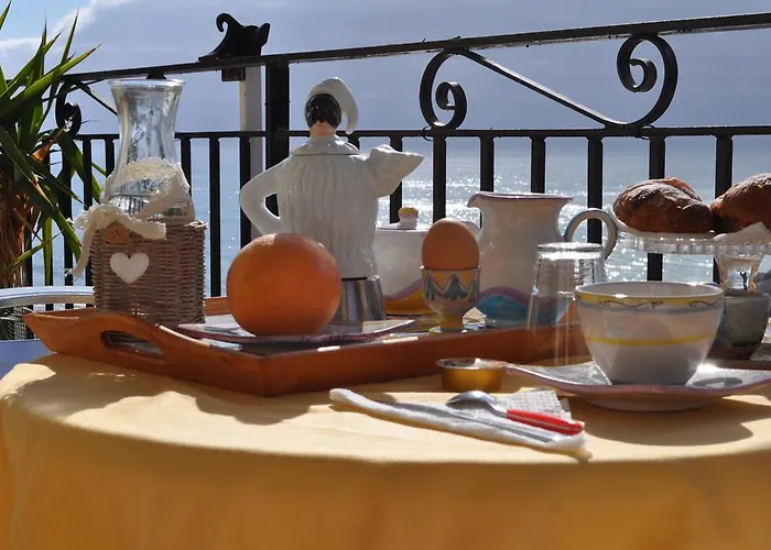 Fronte Del Mare Bed and Breakfast 3*